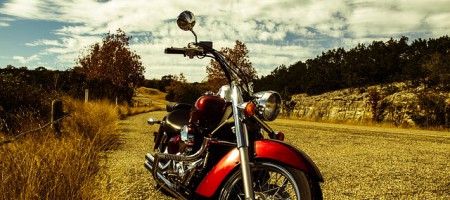 motorcycle-552787_640