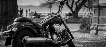 yamaha-2077914_640